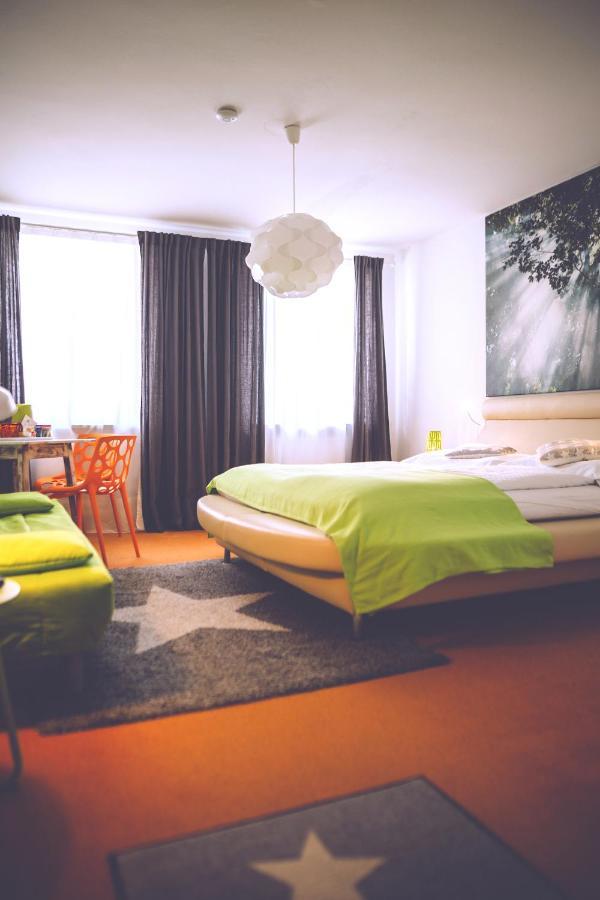 Das Hotel Stern, B&B Kg - Digital & Contactless Check-In Sankt Gilgen Extérieur photo