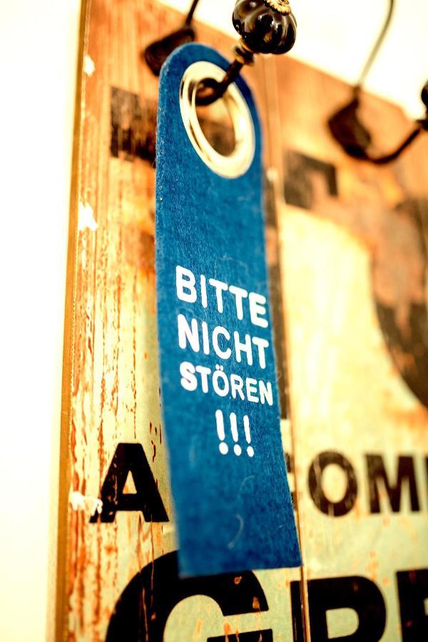 Das Hotel Stern, B&B Kg - Digital & Contactless Check-In Sankt Gilgen Extérieur photo